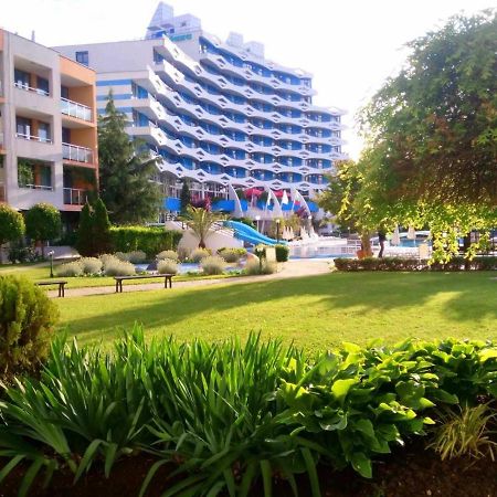 Apartment Konstantin In Trakia Plaza Slăntjev Brjag Exteriör bild