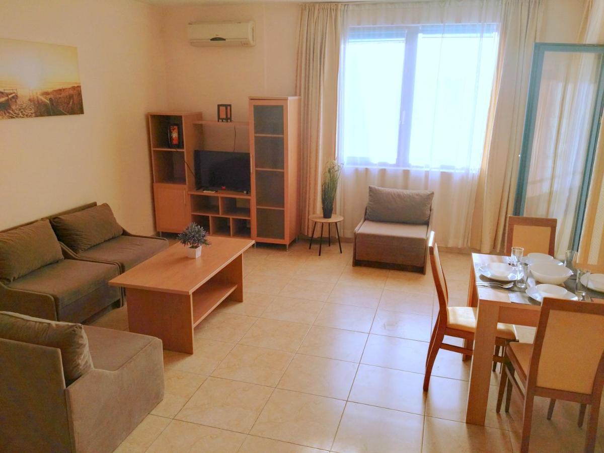 Apartment Konstantin In Trakia Plaza Slăntjev Brjag Exteriör bild