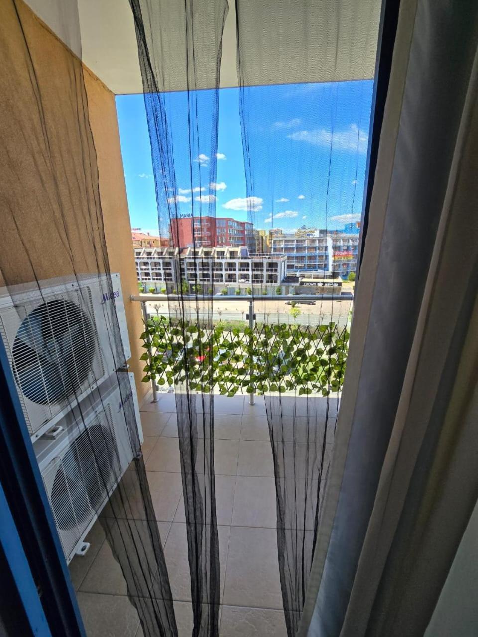 Apartment Konstantin In Trakia Plaza Slăntjev Brjag Exteriör bild